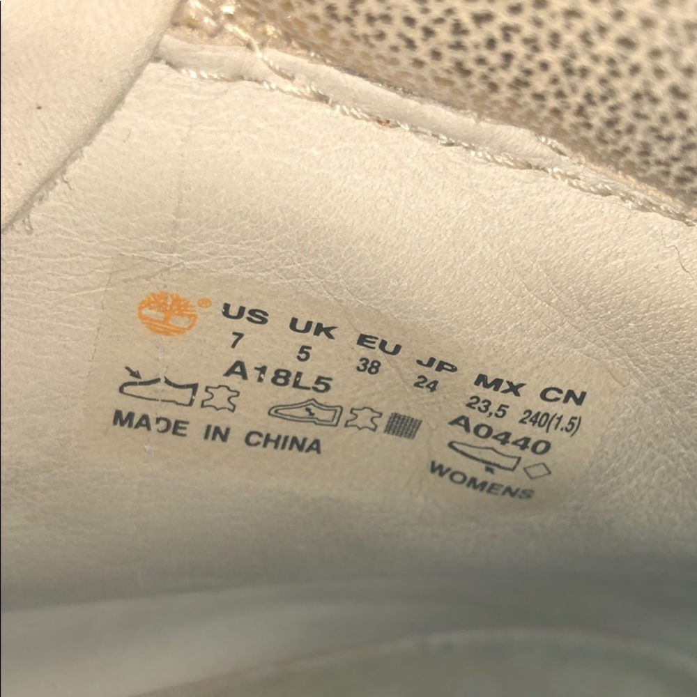 Timberlands - Picture 5 of 6